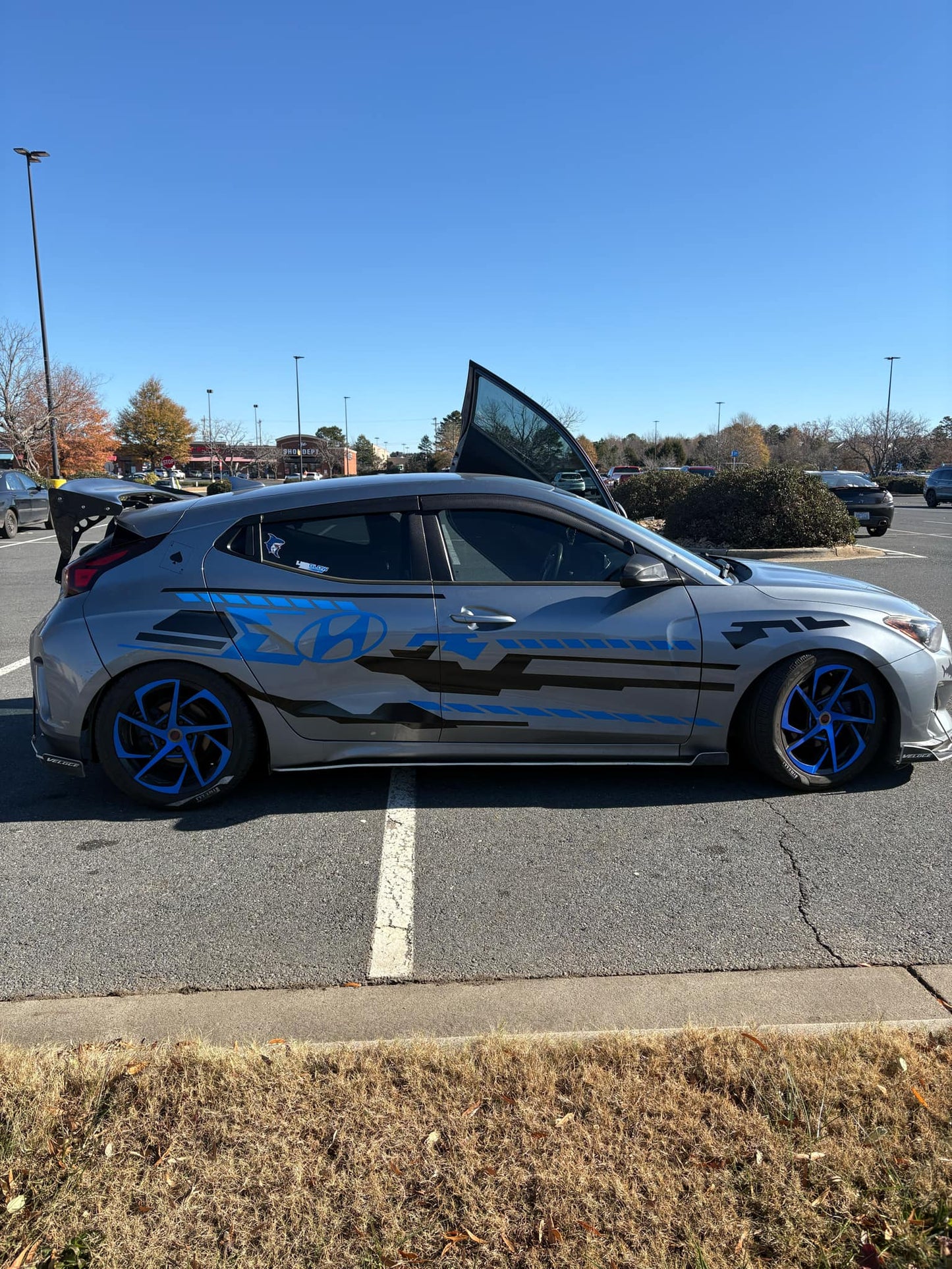 Hyundai Veloster