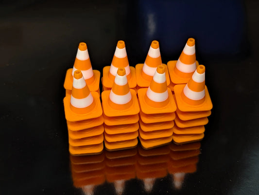 Mini 3D Printed Traffic Cones (1-Inch Tall) – 40 or 80 Pack for RC Tracks, Dioramas, and Desk Toys